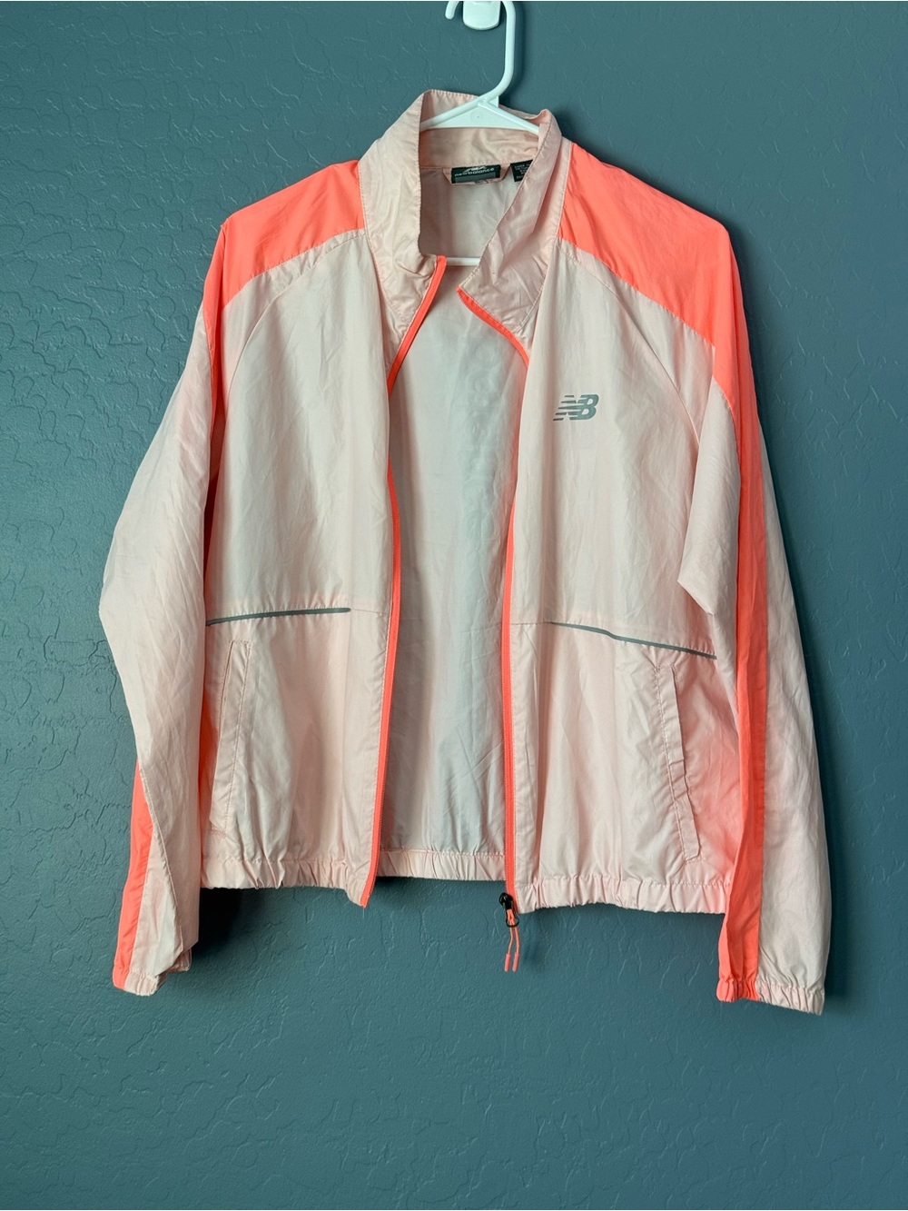 New Balance Women's Light Pink & Coral Windbreaker Jacket - XL